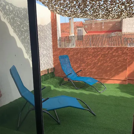 Joli T2 Avec Grande Terrasse Centre 아파트 *