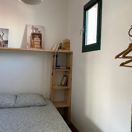 Joli T2 Avec Grande Terrasse Centre 페르피냥