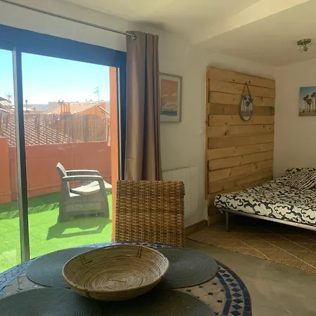 Joli T2 Avec Grande Terrasse Centre