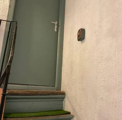 Joli T2 Avec Grande Terrasse Centre Apartamento *
